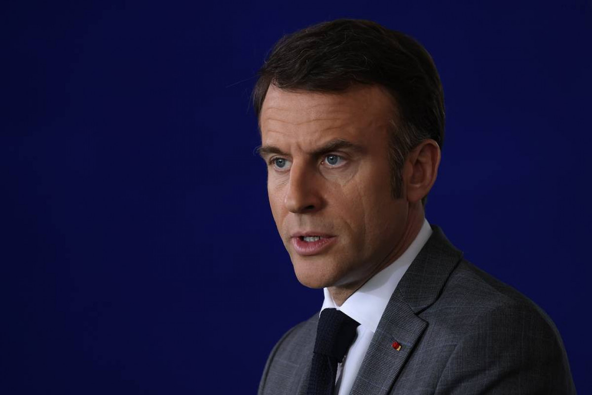 Macron says Ukraine may soon 'fall'