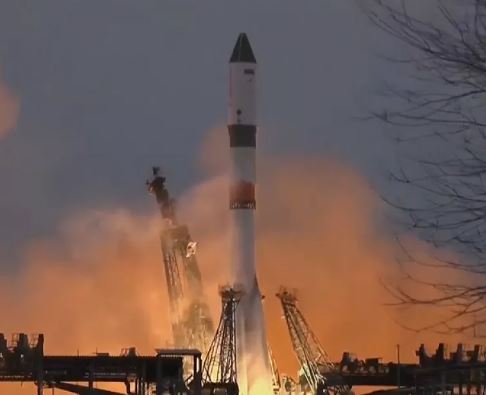 روسيا تطلق سفينة فضائية إلى محطة الفضاء الدولية