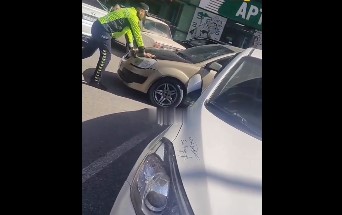 Tbilisi prospektində qaydaları kobud şəkildə pozan taksi sürücüsü saxlanılıb - VİDEO