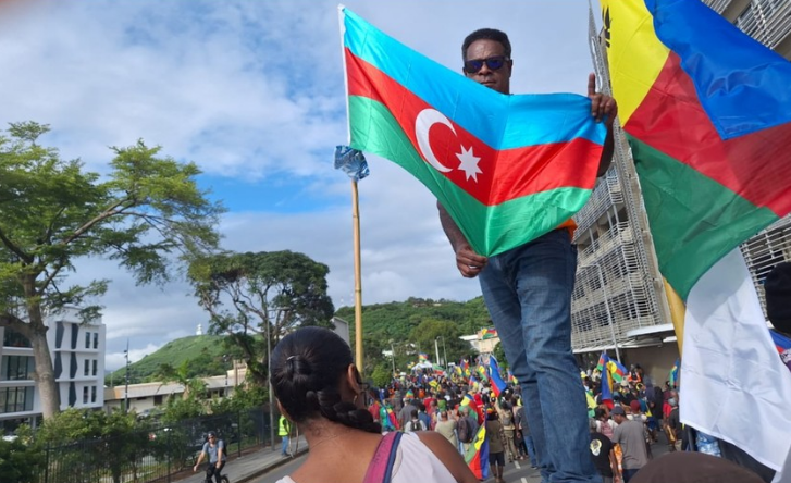 Another protest against French colonialism held in New Caledonia, Azerbaijani flag raised