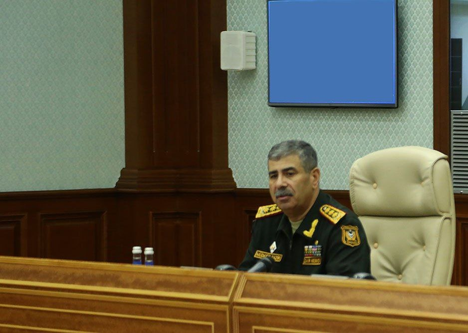 Zakir Hasanov holds meeting at Central Command Post