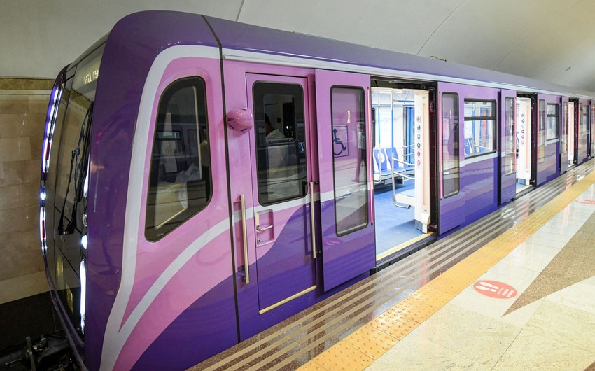 Tourists vandalize Baku Metro trains after secretly entering depot