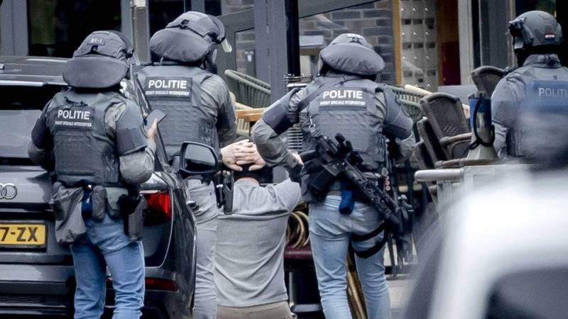 Netherlands hostage crisis resolved, suspect arrested
