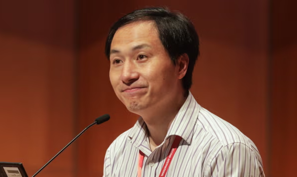 Доктор, вмешивавшийся в гены людей, арестован в Китае