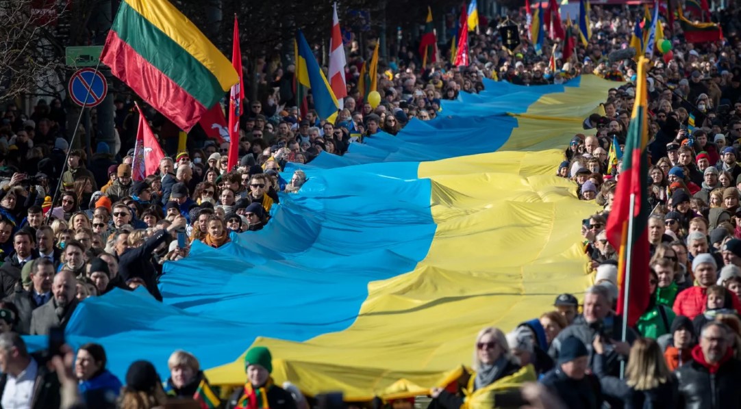 Litvada əhali Ukraynaya ordu göndərməyə qarşıdır