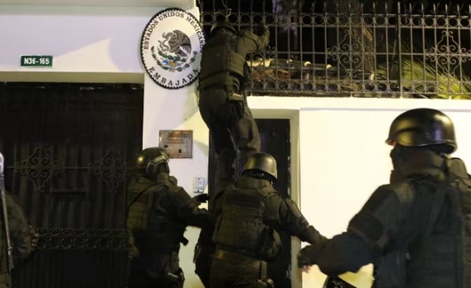 Mexico suspends diplomatic ties with Ecuador after police raid embassy