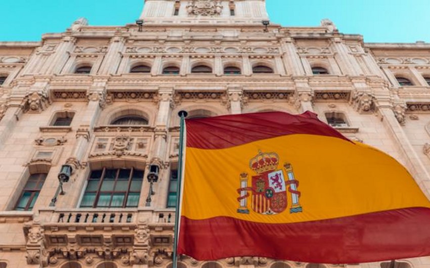 Spain to stop issuing "golden visas" to foreigners
