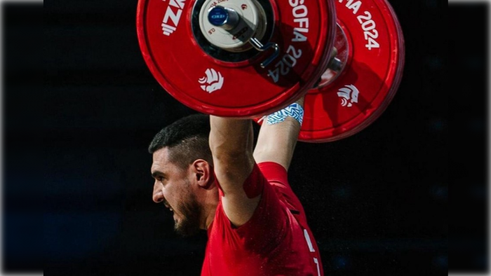 Dünya Kubokunda 3 medal qazanmaq böyük uğurdur - Azərbaycanlı ağırlıqqaldıran
