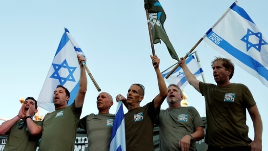 Expert Analysis: Israel's Defense Triumphs amidst Escalating Iran-Israel Tensions