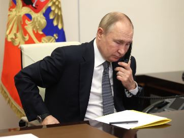 بوتين يبحث هاتفيا مع الرئيس الإيراني الأزمة في الشرق الأوسط