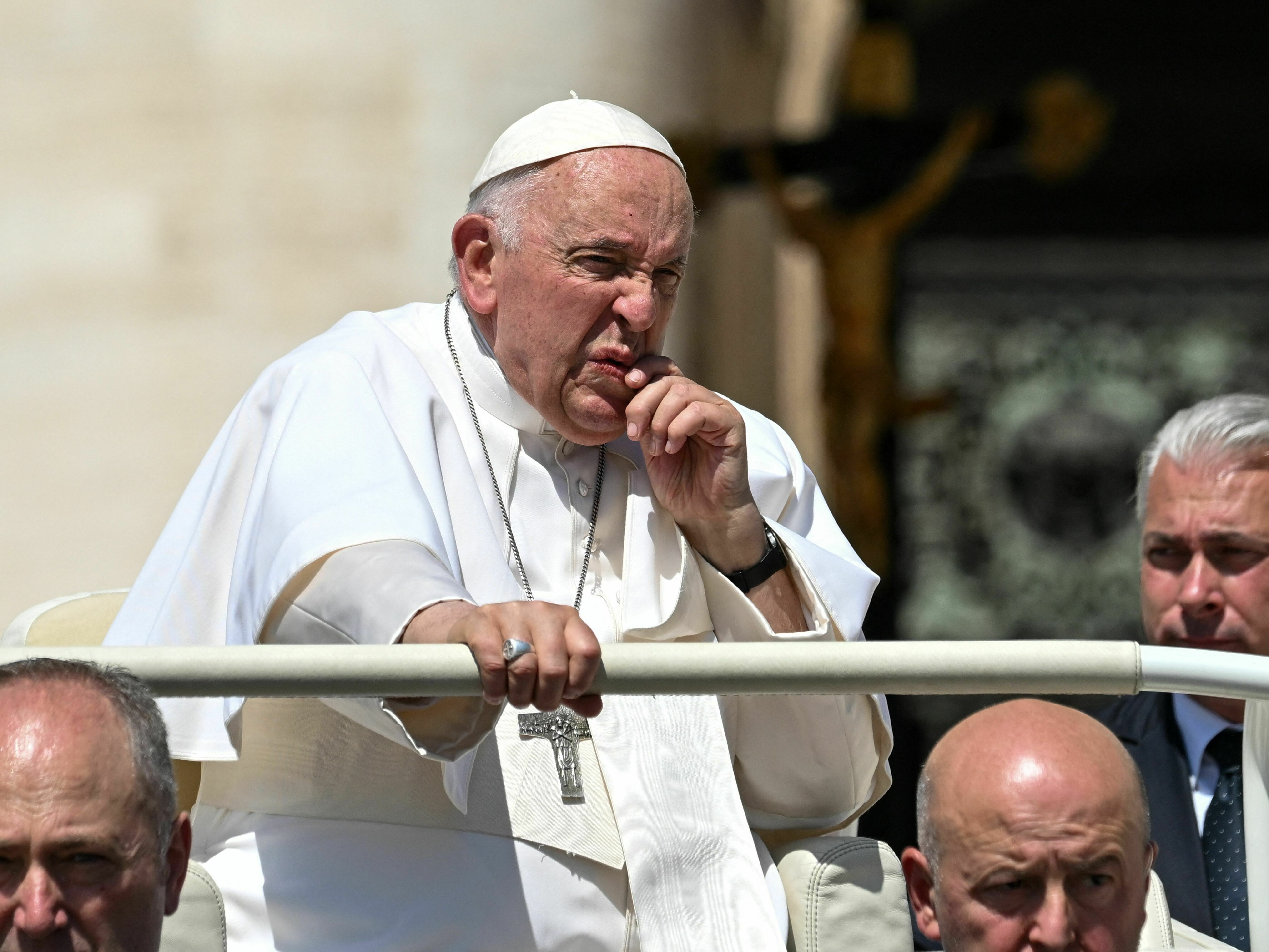 Roma Papası: Katoliklər artdı, rahiblər azaldı