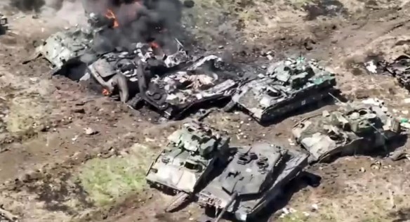 Russian Forces Capture Most Powerful Model of Leopard 2 Transferred to Ukraine