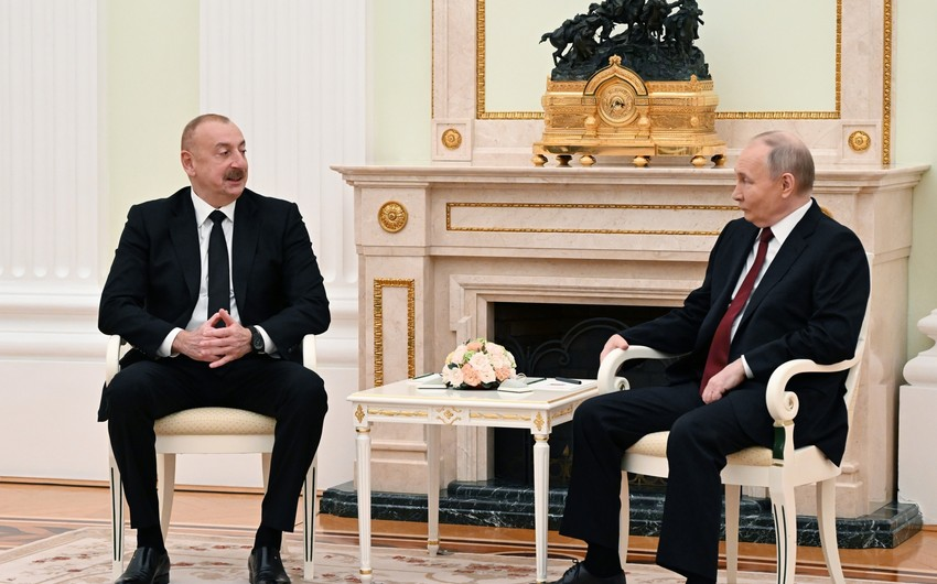 Azerbaijani and Russian Presidents Hold One-on-One Meeting - UPDATED