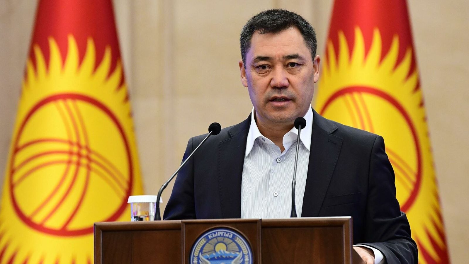 Qırğızıstan prezidenti Azərbaycana yola düşdü