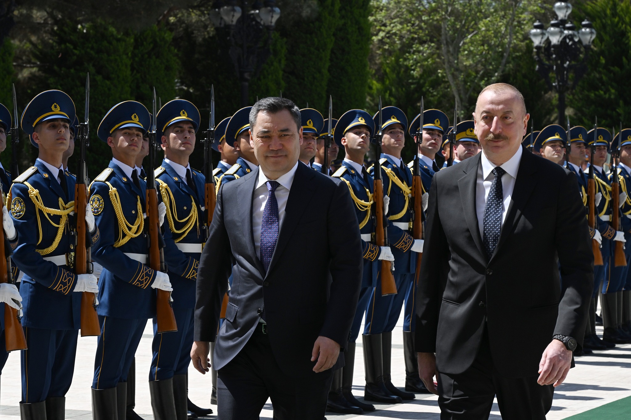زيارة رئيس قيرغيزستان إلي أذربيجان