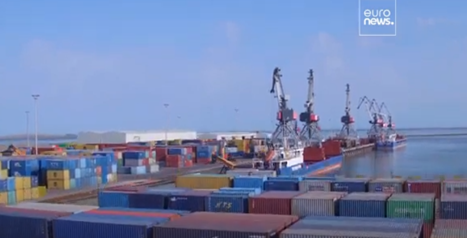 Euronyuz: Bakı limanı Avrasiya ticarət mərkəzi genişlənir və artımı sürətləndirir - VİDEO
