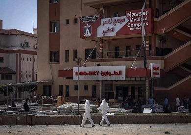 انتشال نحو 392 جثمانا من مجمع ناصر الطبي بخان يونس خلال 5 أيام