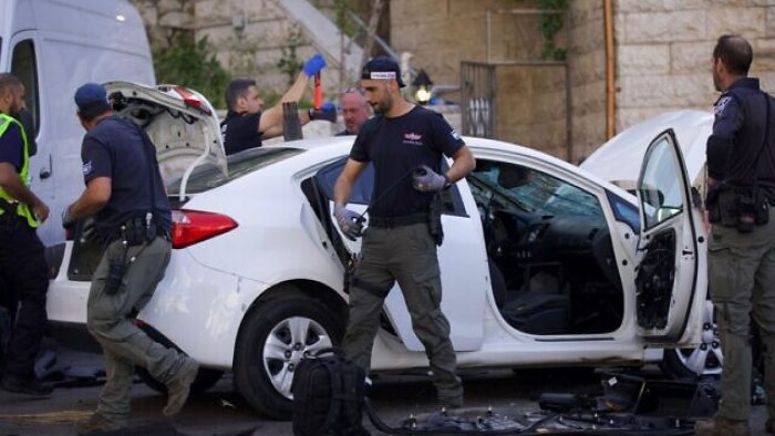 İsrailin milli təhlükəsizlik nazirinin olduğu avtomobil qəzaya uğradı