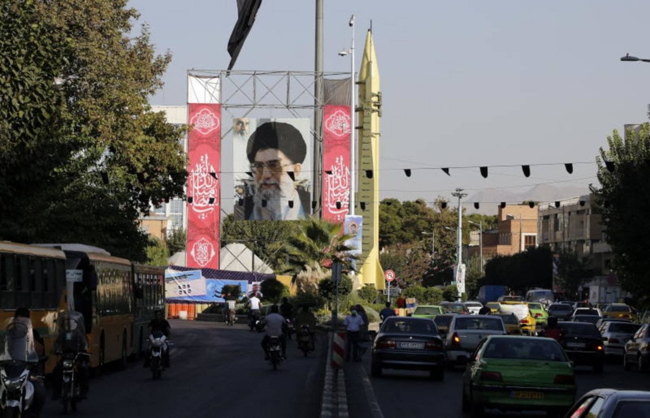 إيران: السلاح النووي محرّم بفتوى خامنئي