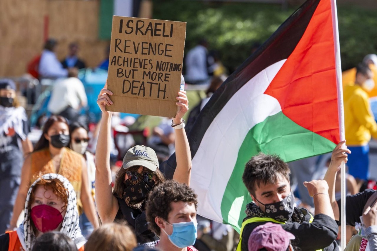 احتجاجات الطلاب تدعو الجامعات الأميركية إلى وقف استثماراتها مع إسرائيل