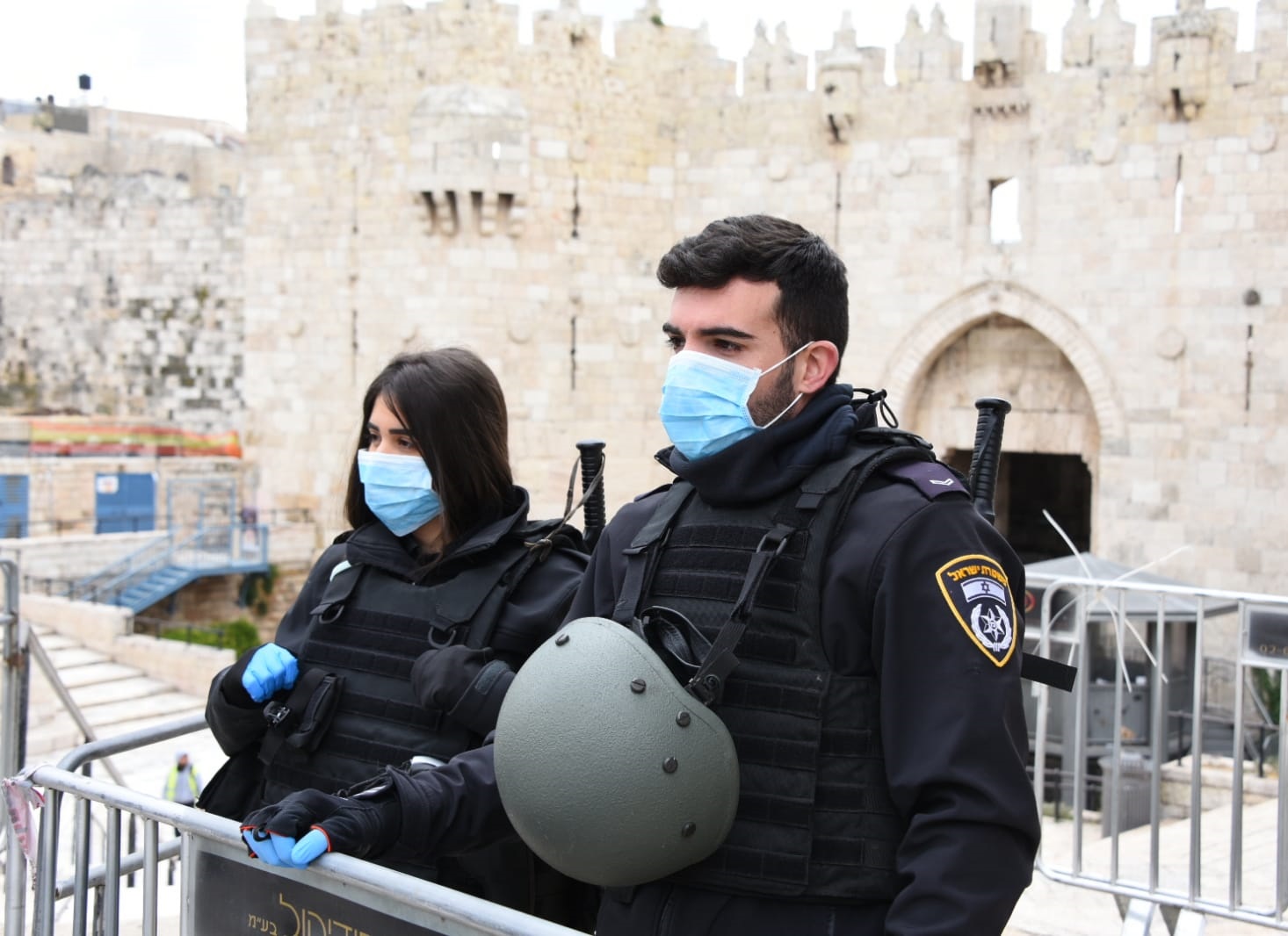 Türk turist İsrailli polisi bıçaqladı - VİDEO