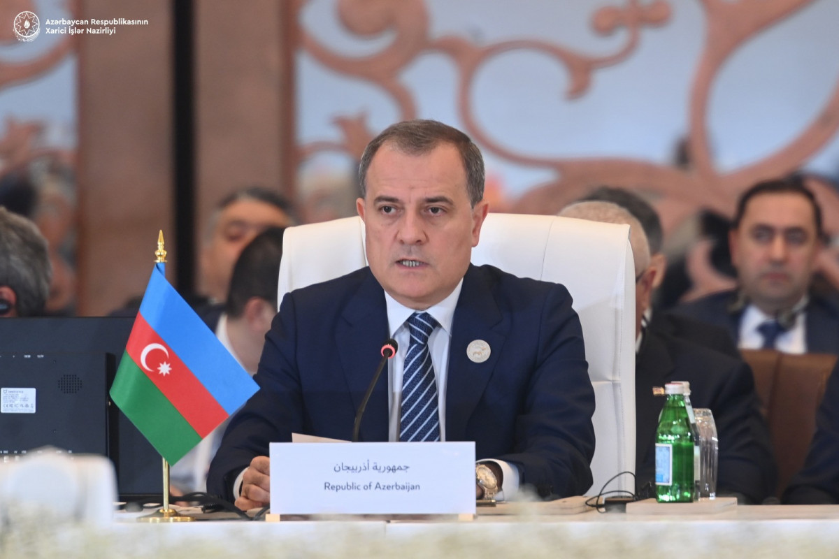بيراموف: أذربيجان تؤيد إجراء محادثات سلام ثنائية ومباشرة مع أرمينيا