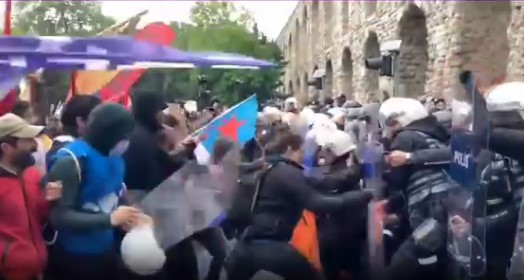СРОЧНО: в Турции проходит акция протеста - ВИДЕО