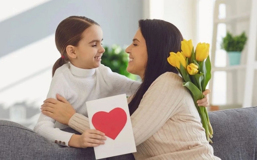 Azerbaijan may consider establishing Mother's Day
