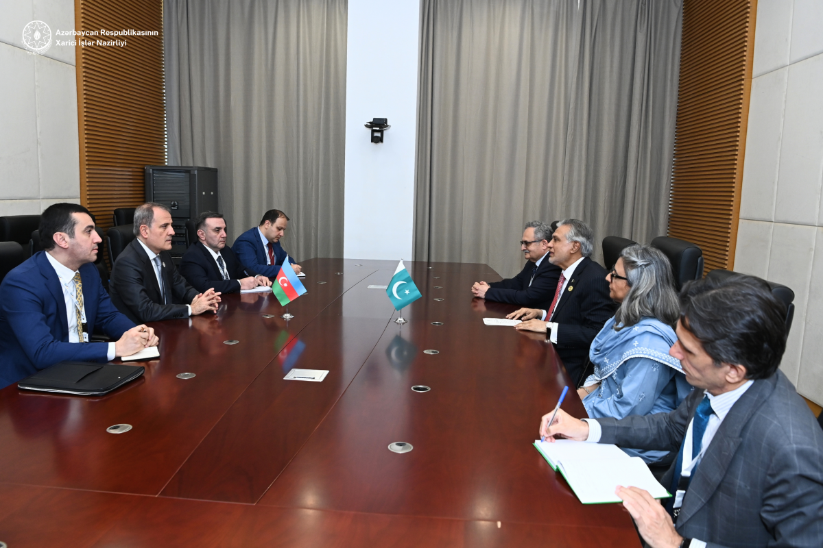 Azerbaijan, Pakistan discussed bilateral relations
