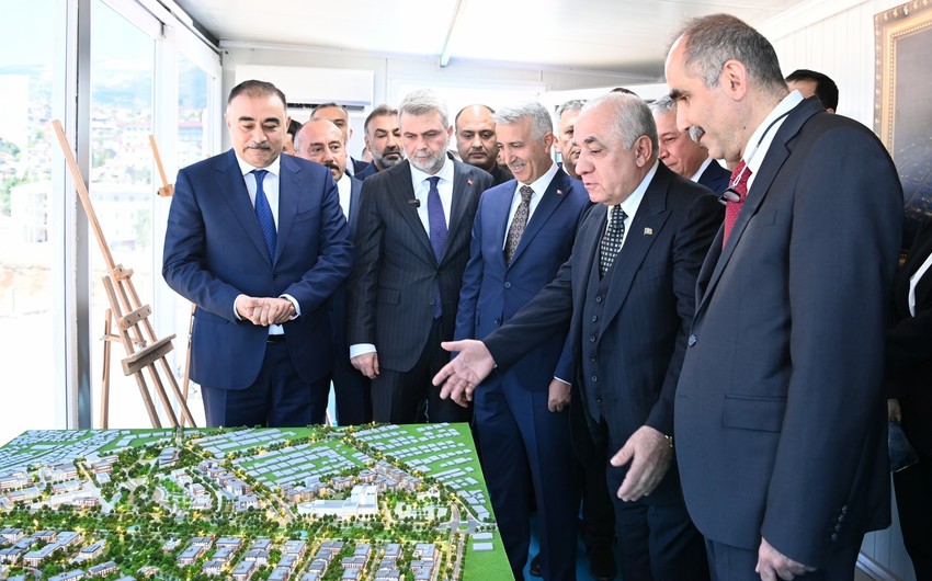 PM Asadov views progress of construction work in “Azerbaijani quarter” in Türkiye’s Kahramanmarash