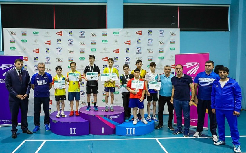 Yeniyetmələr arasında badminton üzrə Azərbaycan birinciliyi keçirilib