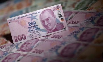 تركيا تدرس اتخاذ إجراءات مالية جديدة لخفض التضخم