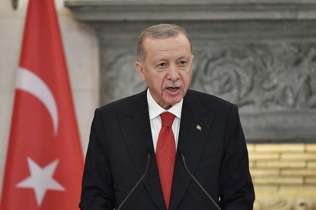 Угроза переворота в Турции: Эрдоган созвал заседание