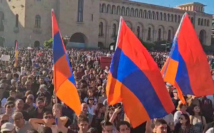 One of protest participants beaten, taken to prison in Yerevan