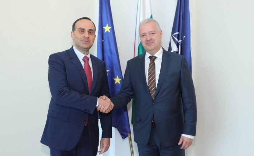 Azerbaijan, Bulgaria discuss bilateral relations