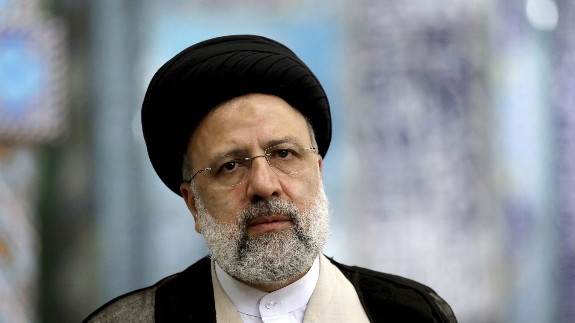 إيران تعلن موعد جنازة الرئيس الإيراني