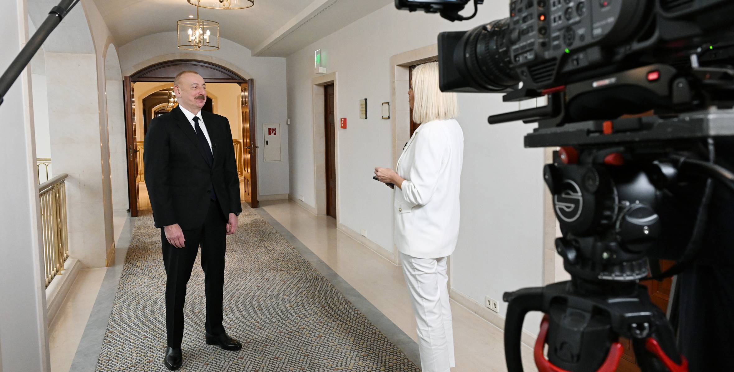 İlham Əliyevin “Euronews” televiziyasına müsahibəsi – FOTO