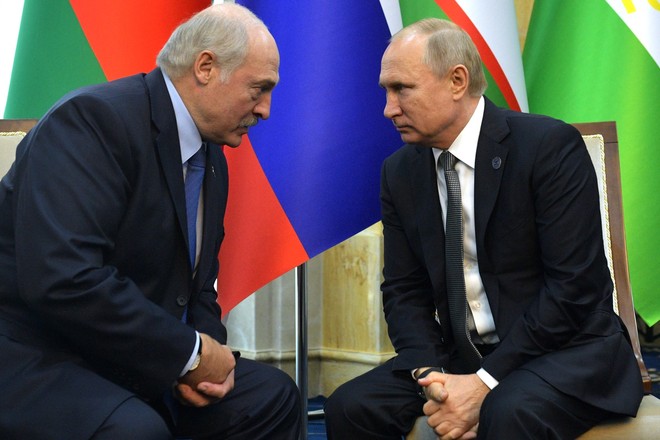 بوتين يجري محادثات أمنية مع لوكاشينكو في مينسك