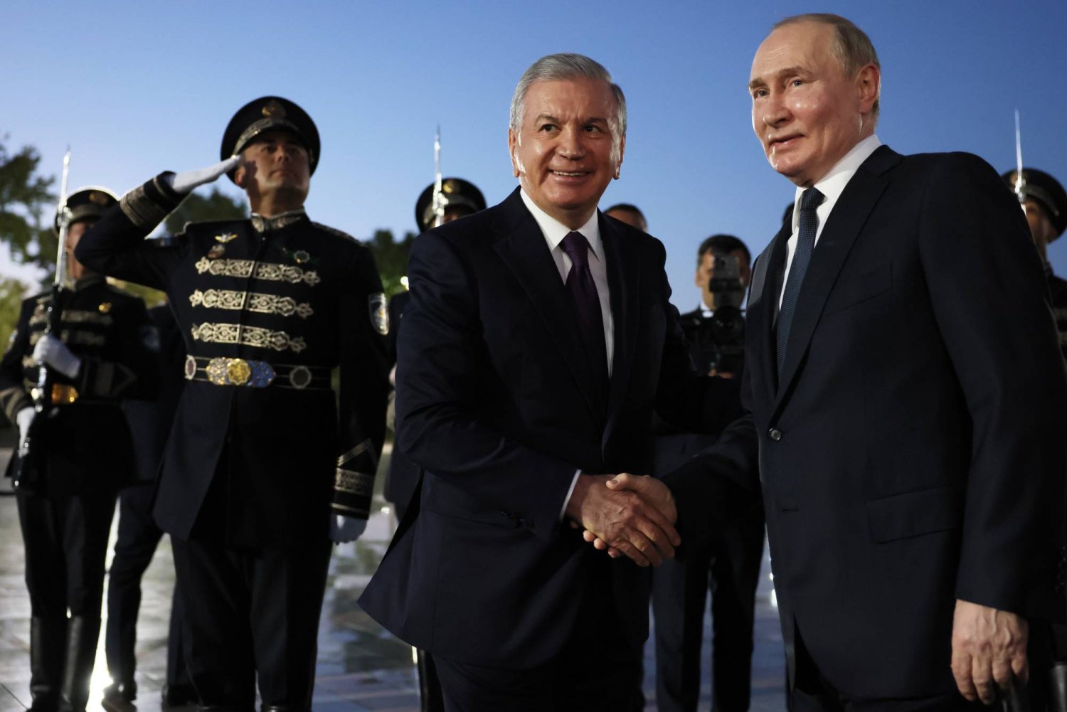 بوتين يصل إلى أوزبكستان في ثالث زيارة خارجية له بعد الانتخابات