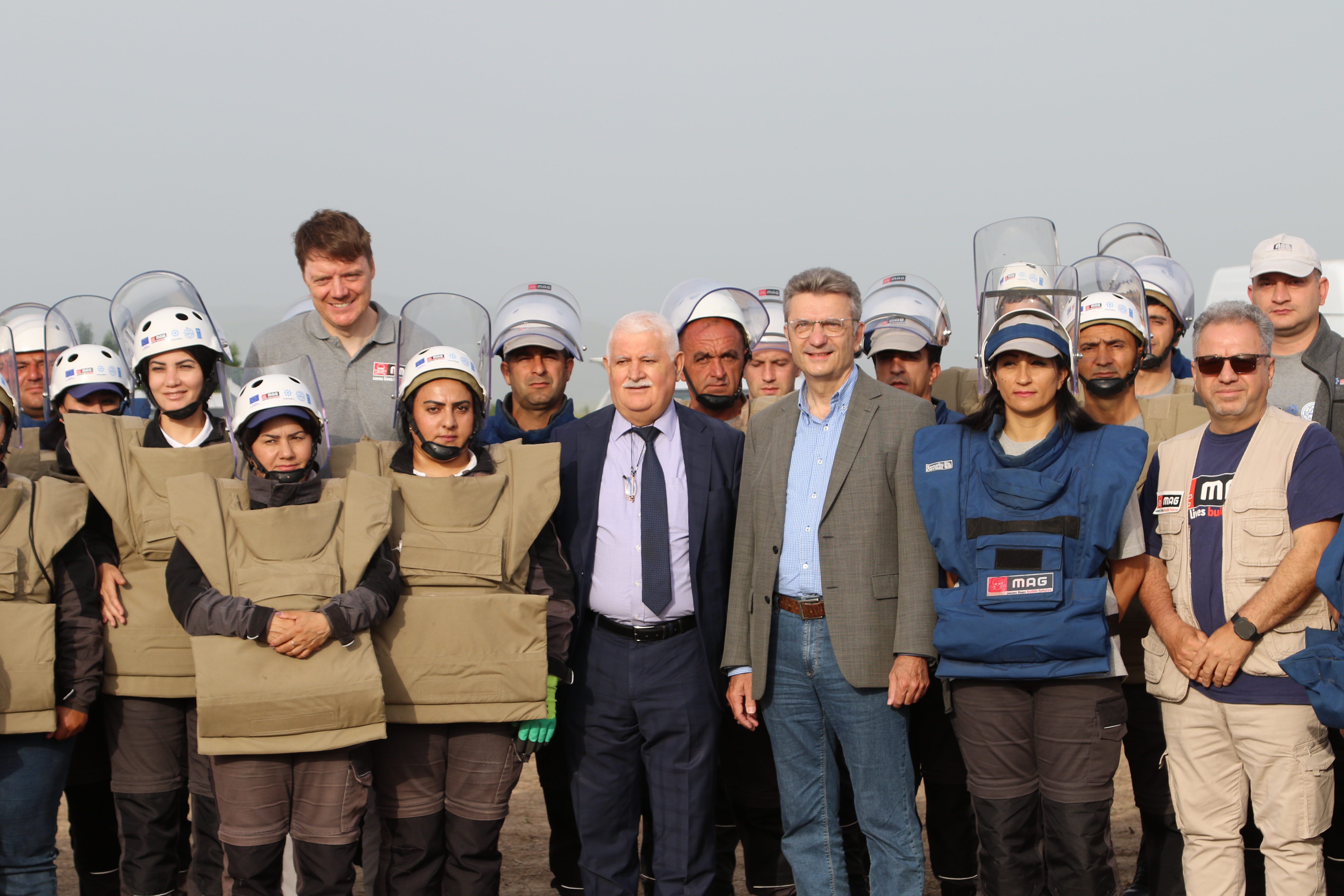 German Ambassador Observes Women Deminers in Action during Aghdam Visit - PHOTOS