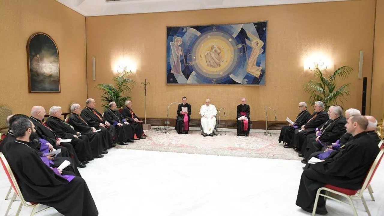 Армянская церковь служит интересам Ватикана больше чем населению Армении - ВИДЕО
