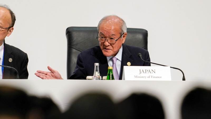 Japan's Suzuki: Tokyo ready respond to excess currency moves