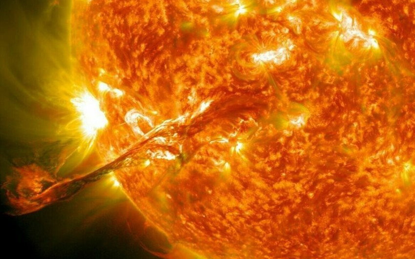 Scientists detect powerful new solar flare: Earth braces for potential impact