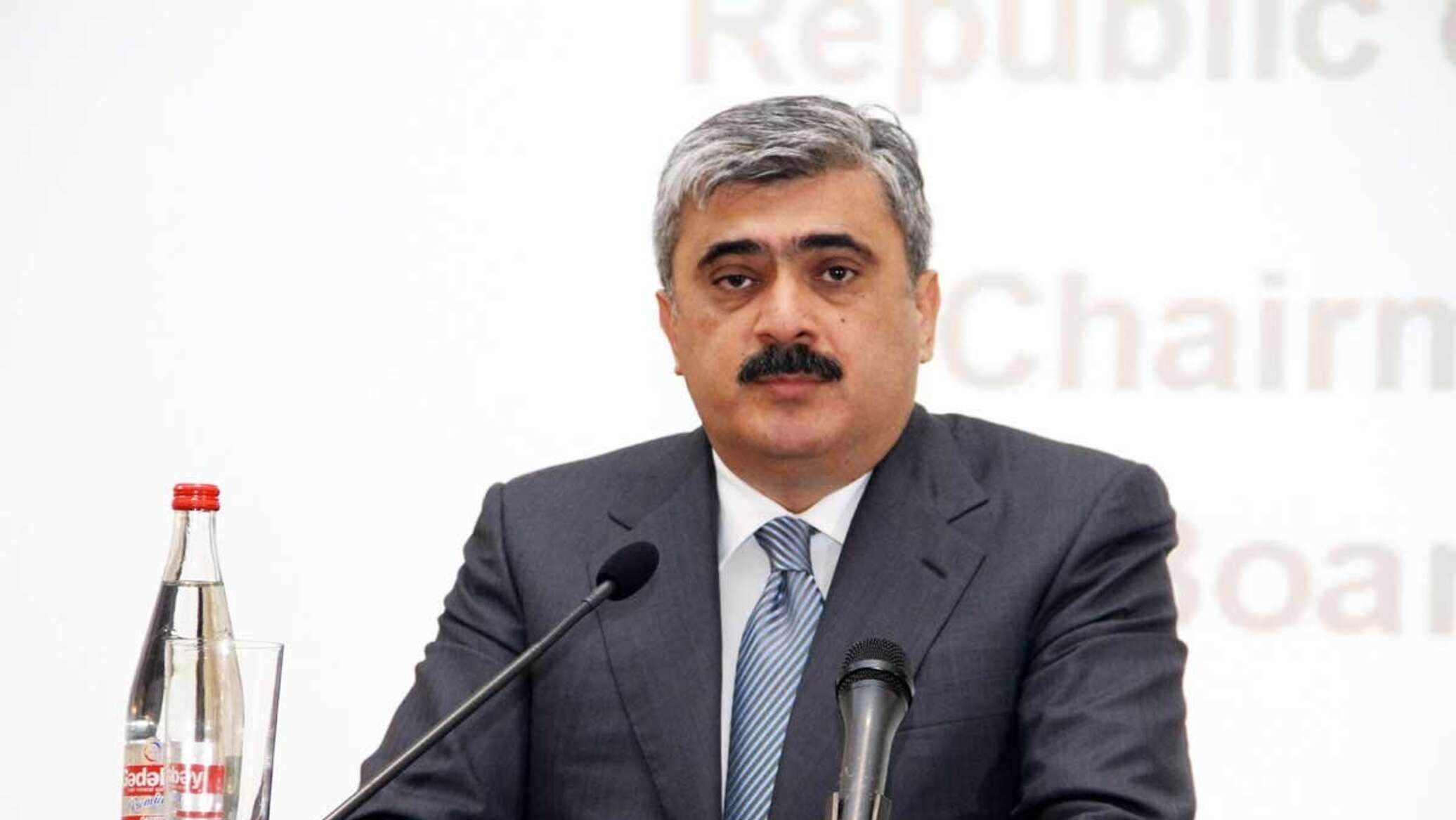 Maliyyə naziri cari ilin dövlət büdcəsinə dəyişikliyi zəruri edən səbəbləri AÇIQLADI