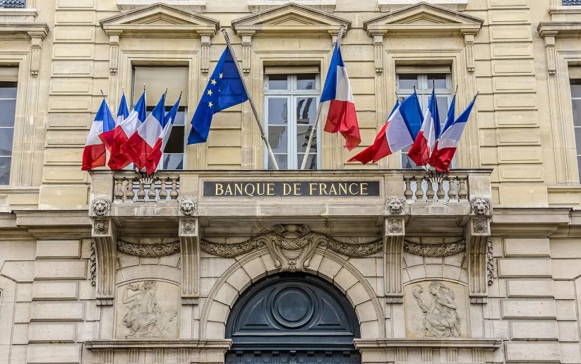 Fransa banklarının səhmləri iflasa uğrayıb