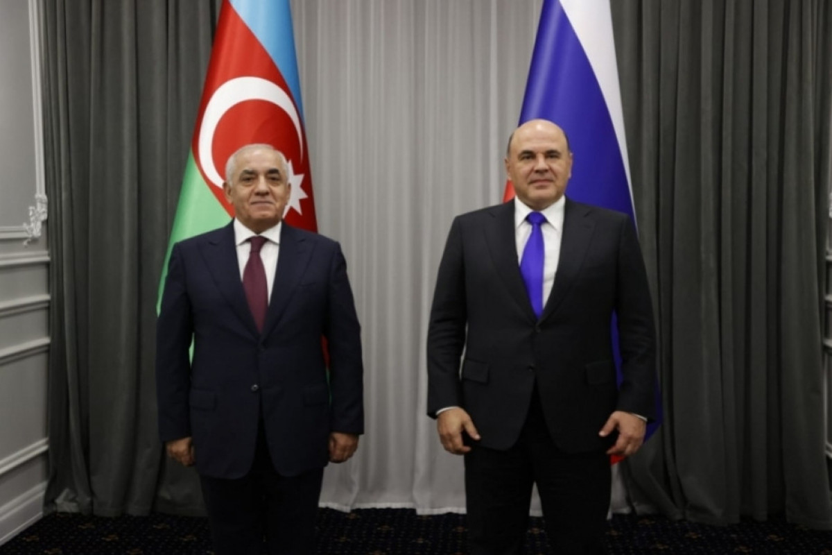 Azerbaijani PM congratulates his Russian counterpart on occasion of State holiday