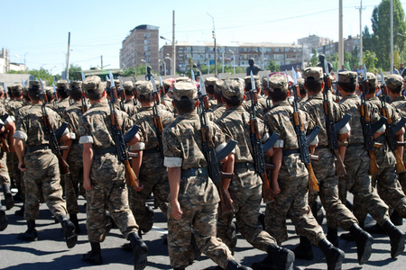 Ermənistanda hərbi hissə komandiri və 6 nəfər saxlanıldı