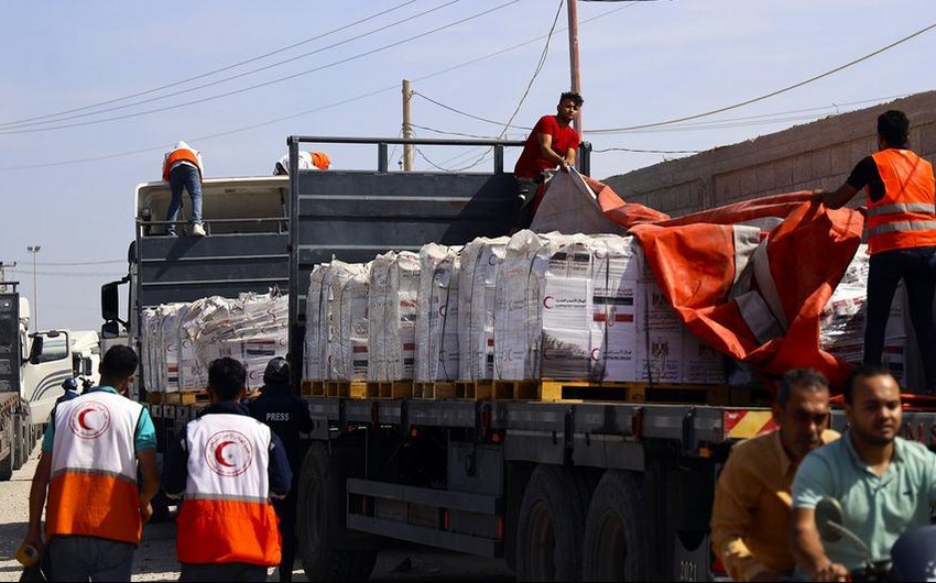 900-ə yaxın yük maşını Qəzzaya humanitar yardım  gətirib