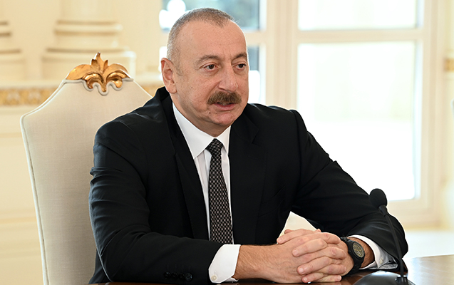 Prezidentin Şahbaz Şəriflə təkbətək görüşü başladı
