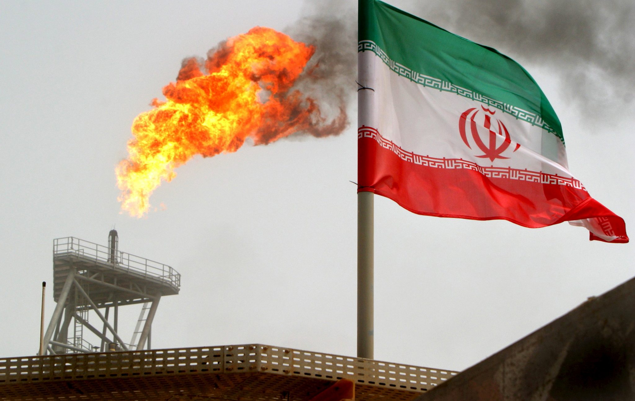 İranda enerji itkisi ildə təxminən 100 milyard dollardır